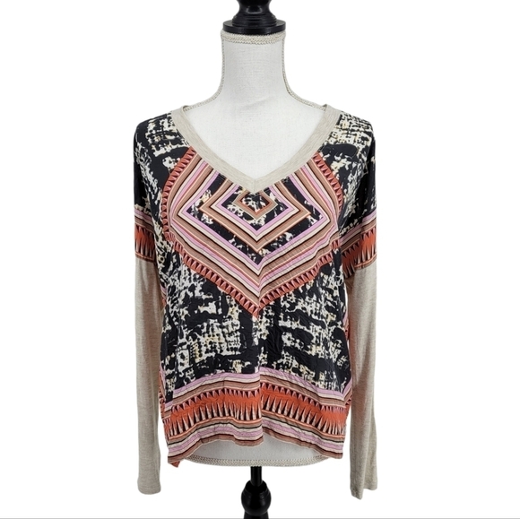 CAbi Aztec Tribal Diamond Scarf Top Size XS 100% Silk Front - Picture 1 of 11
